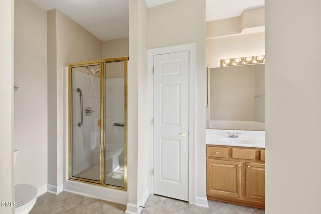 428 Sawgrass Hill Court, Cary, NC 27519