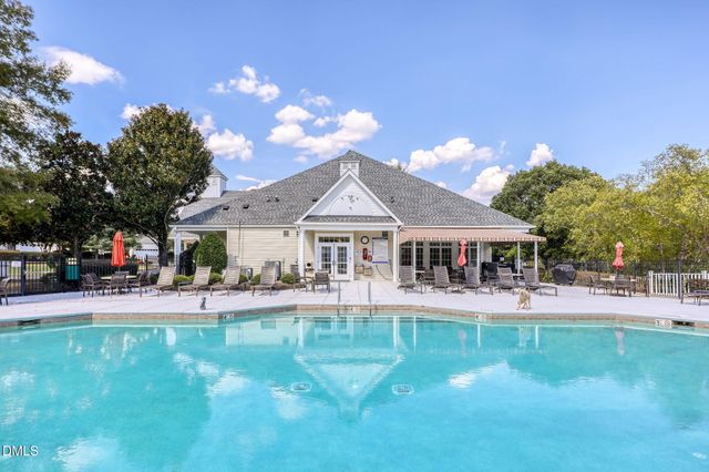 428 Sawgrass Hill Court, Cary, NC 27519