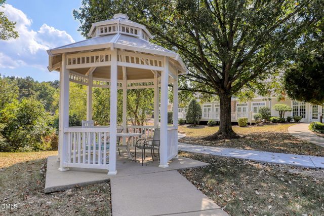 428 Sawgrass Hill Court, Cary, NC 27519