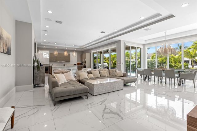 924 Evergreen Drive, Delray Beach, FL 33483