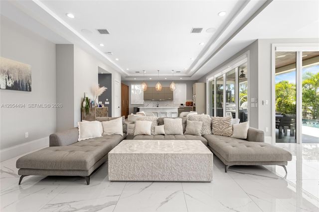 924 Evergreen Drive, Delray Beach, FL 33483