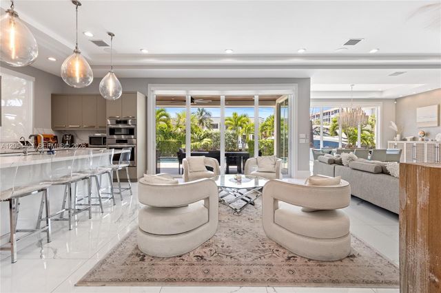 924 Evergreen Drive, Delray Beach, FL 33483