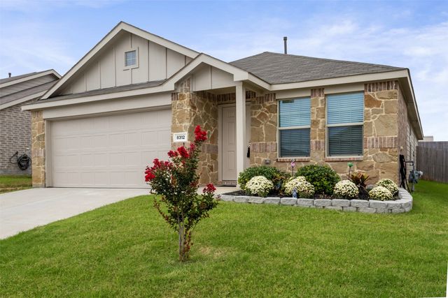 8312 Fawn Creek Drive, Fort Worth, TX 76123