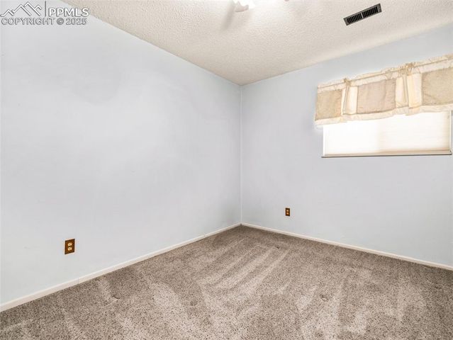 2112 North Drive, Pueblo, CO 81008