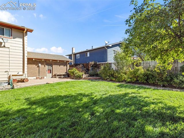 2112 North Drive, Pueblo, CO 81008