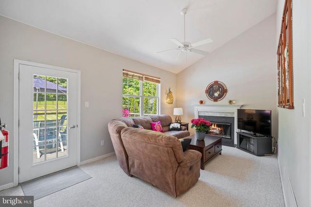 59 AMBERFIELD RD, Robbinsville, NJ 08691