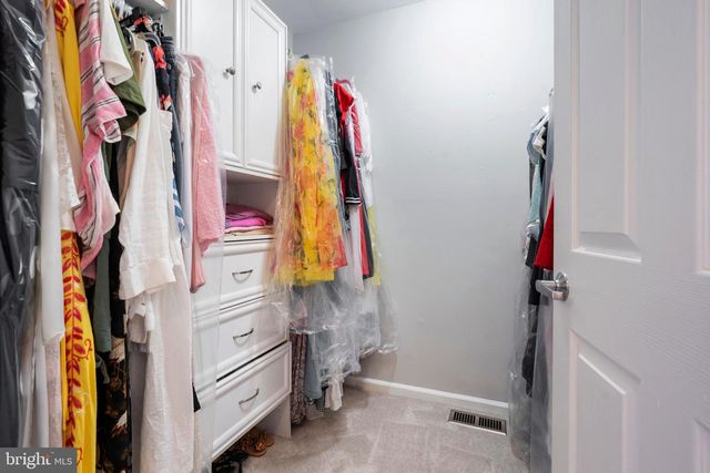 59 AMBERFIELD RD, Robbinsville, NJ 08691