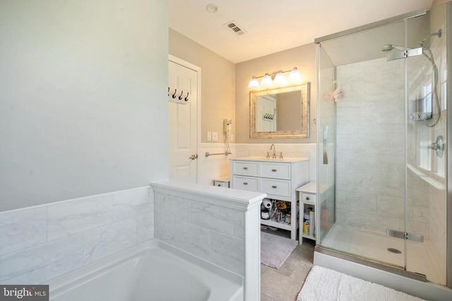 59 AMBERFIELD RD, Robbinsville, NJ 08691