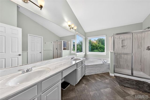 650 Palisades View Drive, Eureka, MO 63025