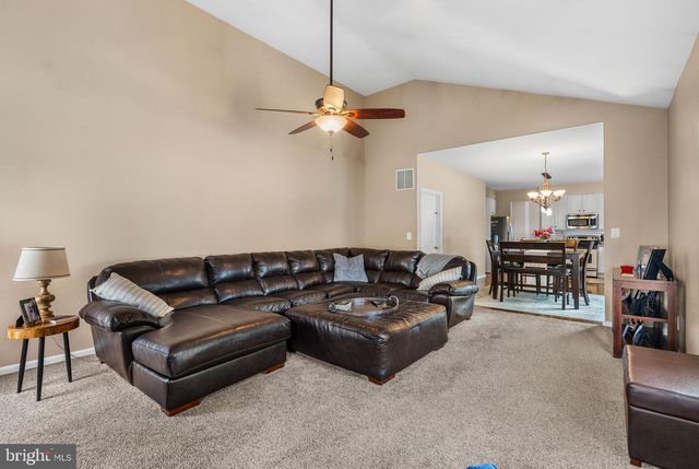 13 TORY LN, Marlton, NJ 08053