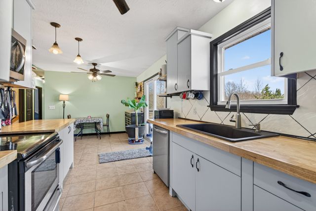 180 Doty Rd, Ashland City, TN 37015