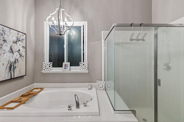 851 Alabaster Ct, Atwater, CA 95301