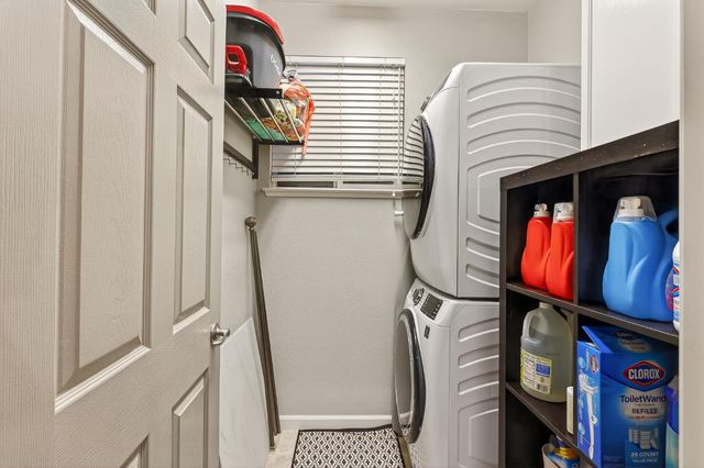 851 Alabaster Ct, Atwater, CA 95301