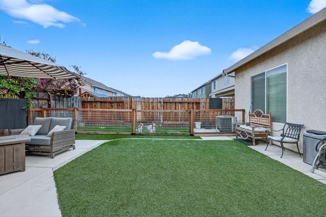 851 Alabaster Ct, Atwater, CA 95301