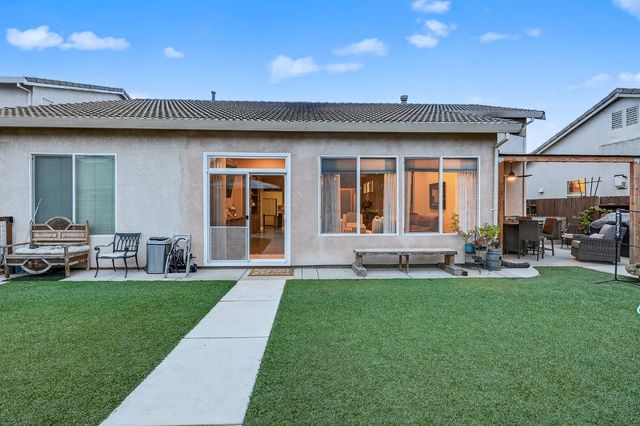 851 Alabaster Ct, Atwater, CA 95301