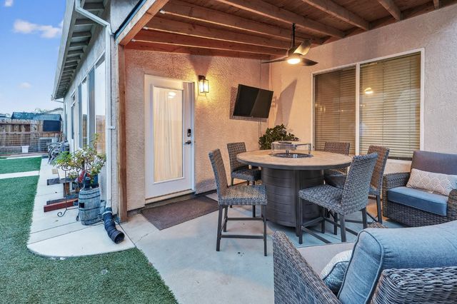 851 Alabaster Ct, Atwater, CA 95301