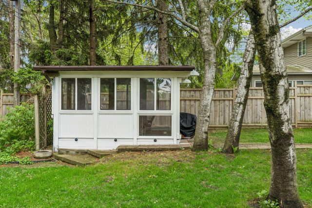 1249 Pinewood Court, Woodbury, MN 55125
