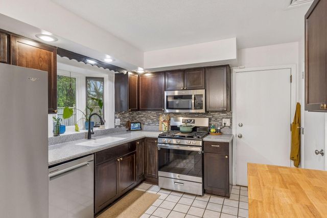 1249 Pinewood Court, Woodbury, MN 55125