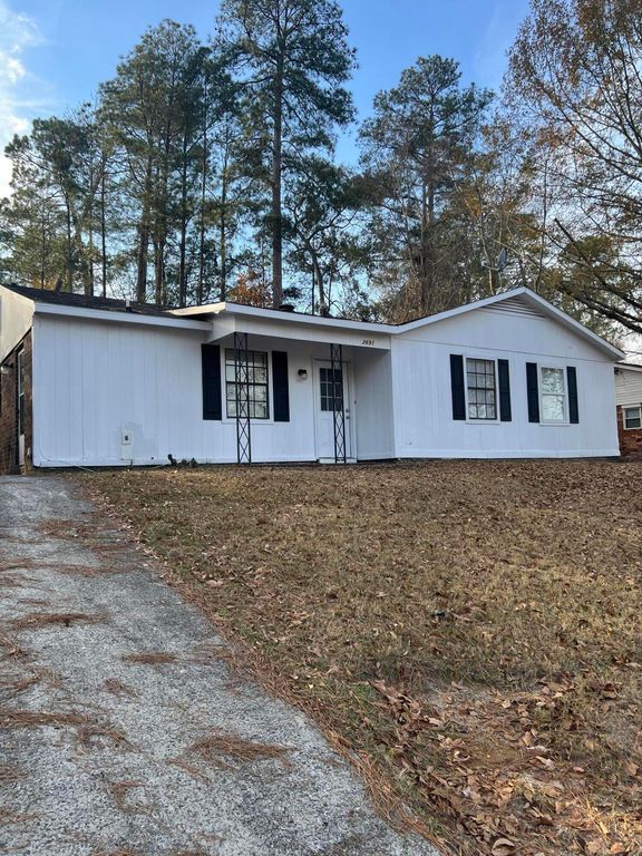 2691 Barclay Street, Hephzibah, GA 30815