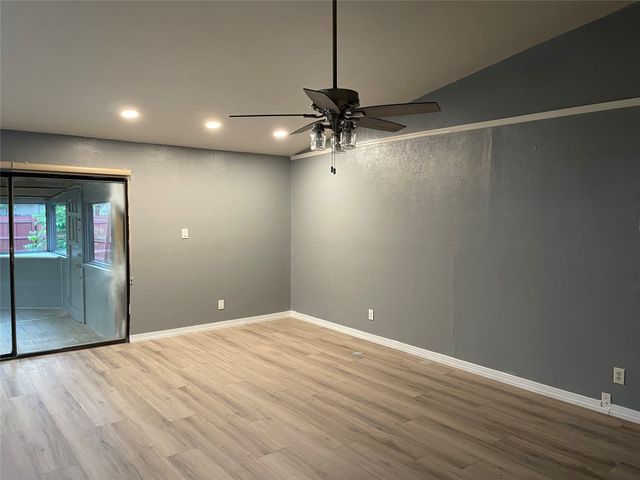 5509 kerry Lane, Garland, TX 75043