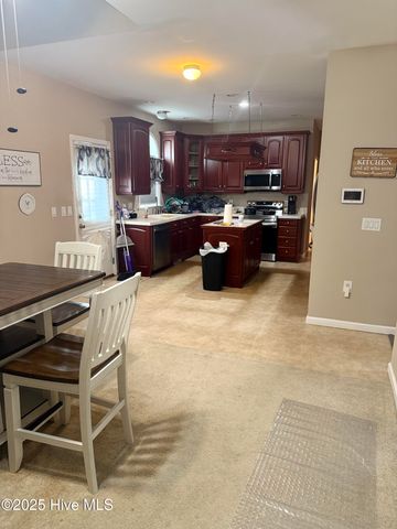 112 Parkwood Court, Rockingham, NC 28379