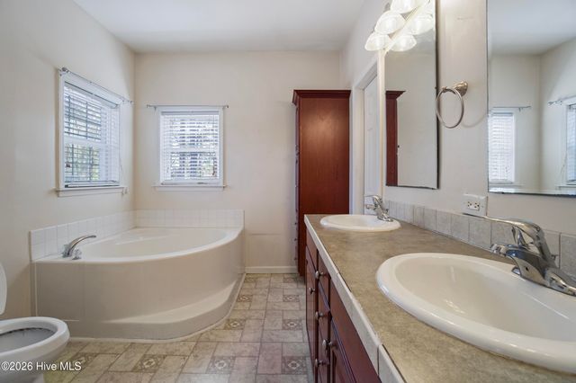 112 Parkwood Court, Rockingham, NC 28379