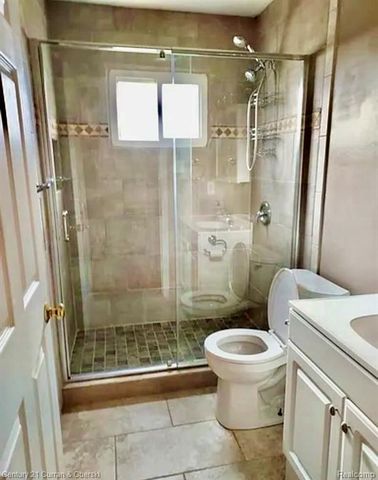 32200 Fairchild Street, Westland, MI 48186