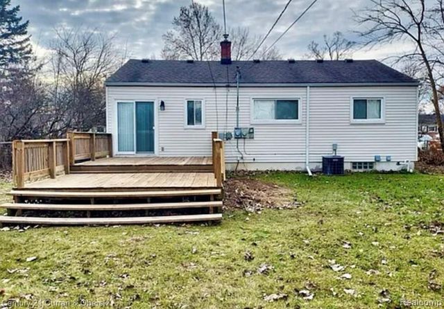 32200 Fairchild Street, Westland, MI 48186