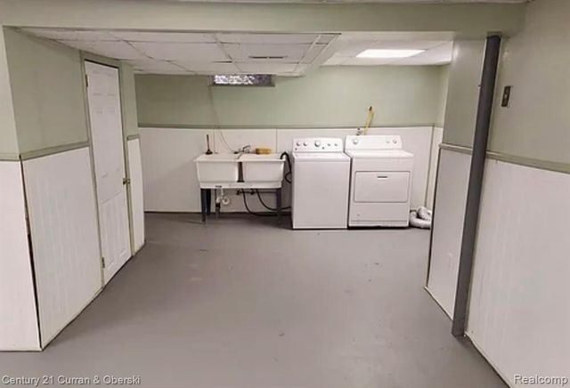 32200 Fairchild Street, Westland, MI 48186