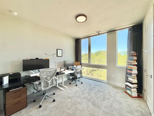 7915 Floracita LN, Austin, TX 78735