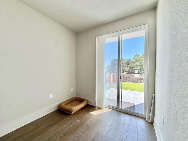 7915 Floracita LN, Austin, TX 78735