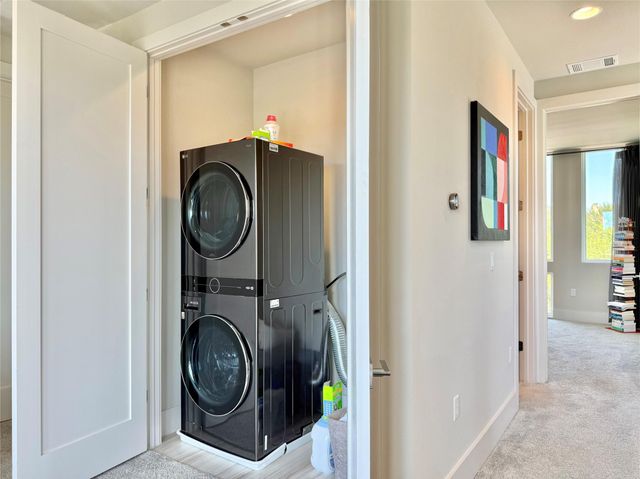 7915 Floracita LN, Austin, TX 78735