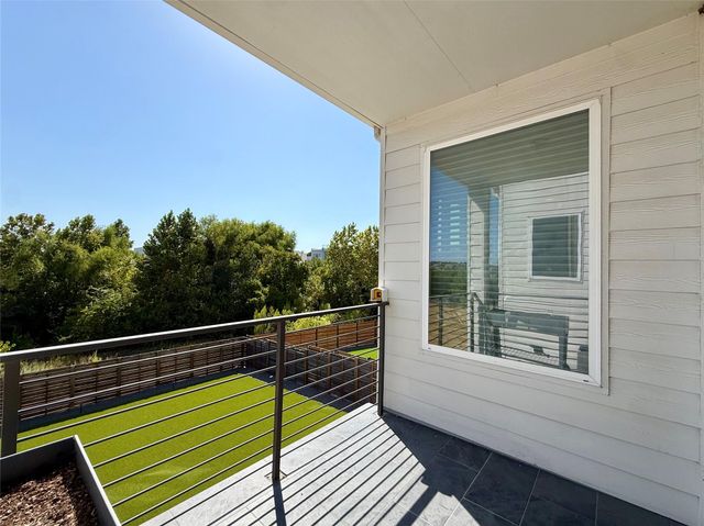 7915 Floracita LN, Austin, TX 78735