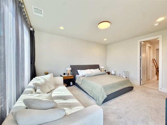 7915 Floracita LN, Austin, TX 78735