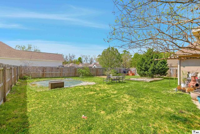 300 FLEUR DE LIS DRIVE, Sterlington, LA 71280