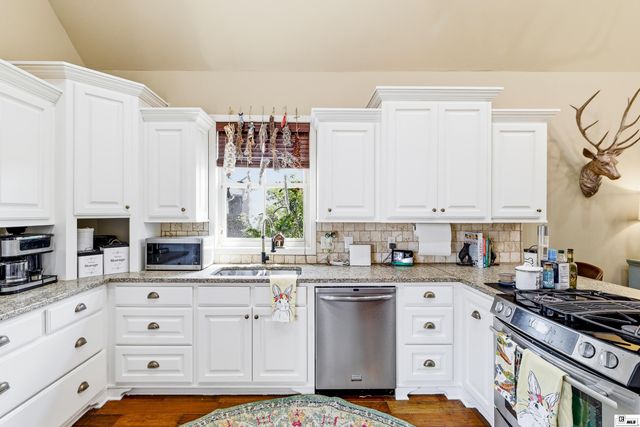 300 FLEUR DE LIS DRIVE, Sterlington, LA 71280