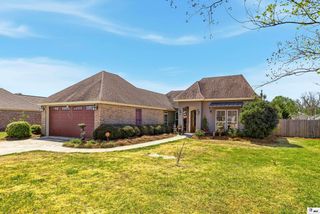 300 FLEUR DE LIS DRIVE, Sterlington, LA 71280