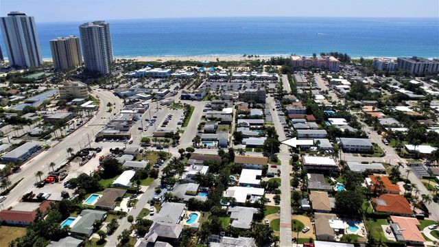 2400 Park Avenue 2, Riviera Beach, FL 33404