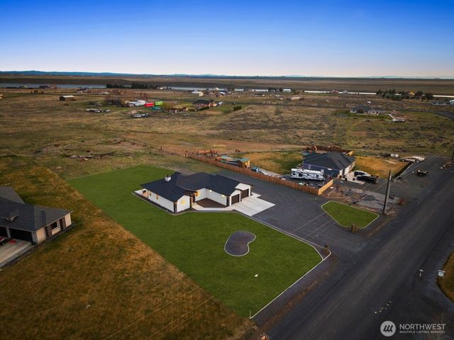 3569 Road 7.8 NE, Moses Lake, WA 98837