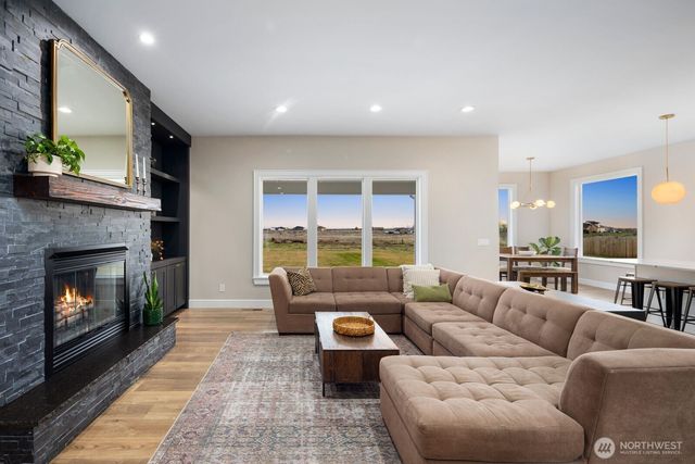 3569 Road 7.8 NE, Moses Lake, WA 98837