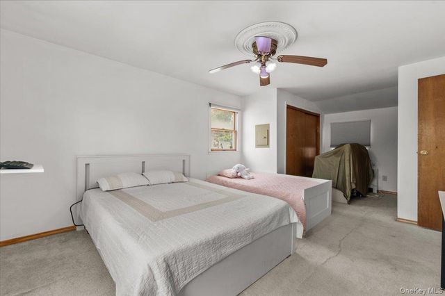 78 Broadway, Bethpage, NY 11714