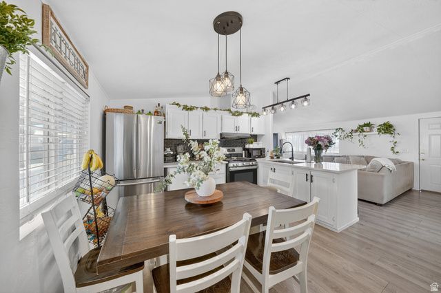 160 CUSHING WAY, Layton, UT 84041