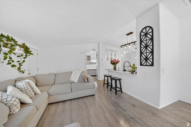 160 CUSHING WAY, Layton, UT 84041