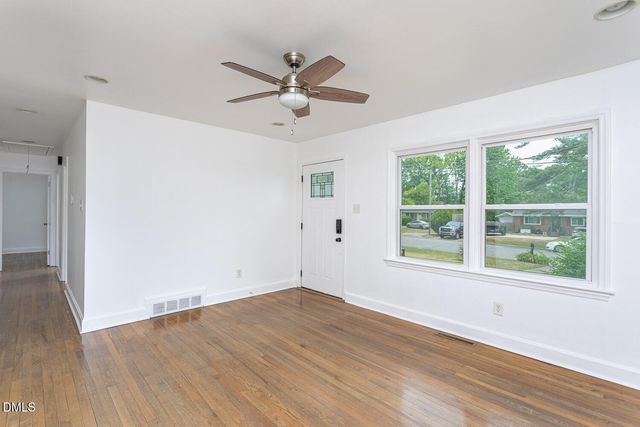 516 Calloway Drive, Raleigh, NC 27610