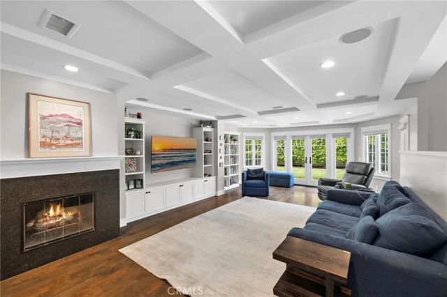 2201 Aralia, Newport Beach, CA 92660