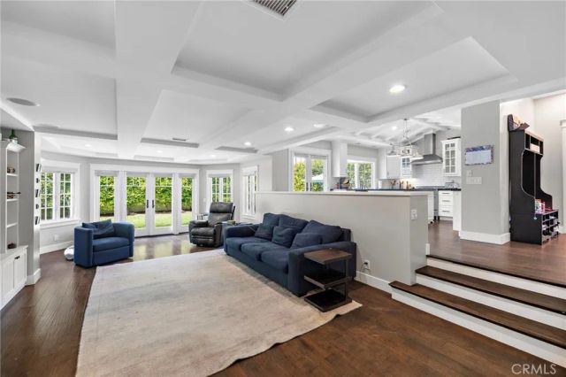 2201 Aralia, Newport Beach, CA 92660