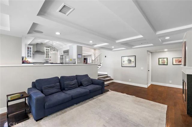 2201 Aralia, Newport Beach, CA 92660