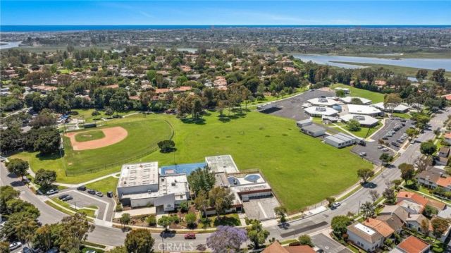 2201 Aralia, Newport Beach, CA 92660