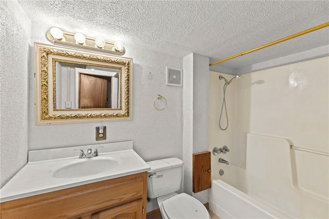 3234 N 36th Street, Kansas City, KS 66104