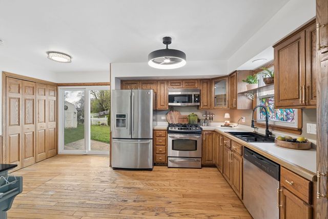 16729 Normandy Drive, Tinley Park, IL 60477